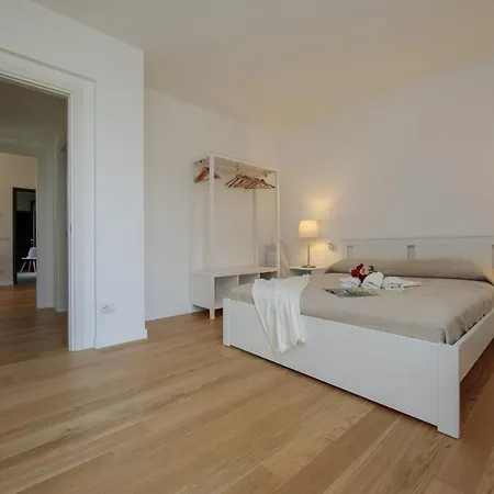 Argegno Home